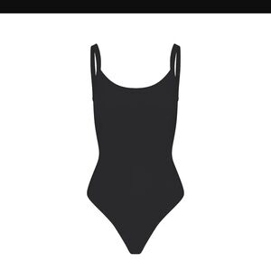 SKIMS Scoop Neck Bodysuit sz M